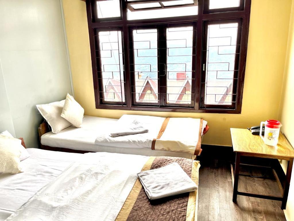 Hotel Red Rose Gangtok Eksteriør billede